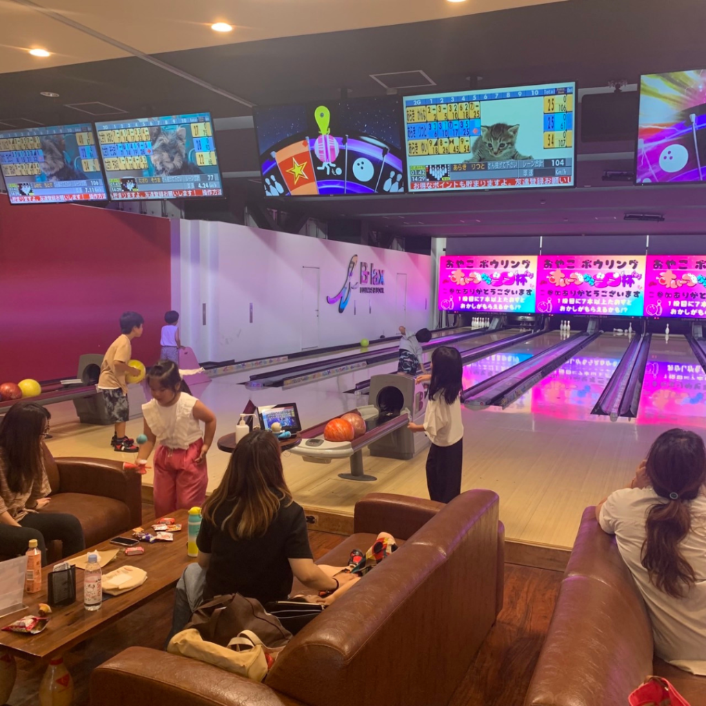 親子ボウリング2023年1月 | LOUNGE & BOWL B-lax | 大阪府門真市の総合アミューズメント施設 | ビーラックス ...